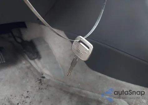 2001 Toyota Camry Le from USA, damaged, VIN JT2BG22K510551503